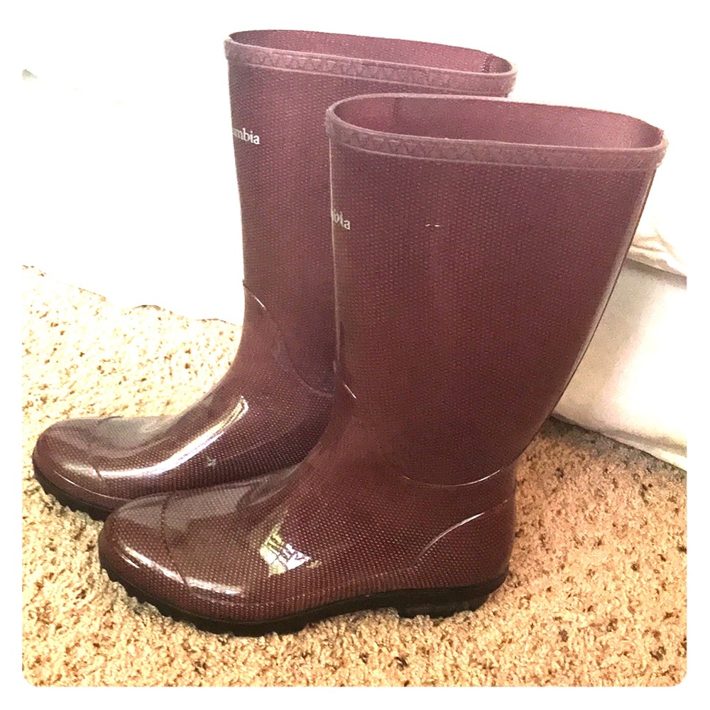 Burgundy Columbia rain boots